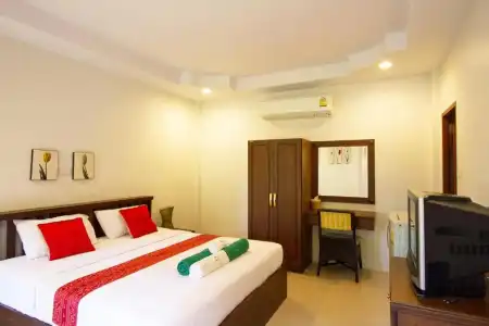 The Green Beach Resort - 72