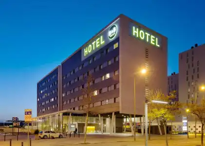 B&B Barcelona Viladecans - 43