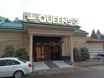 Queens 2 - 0