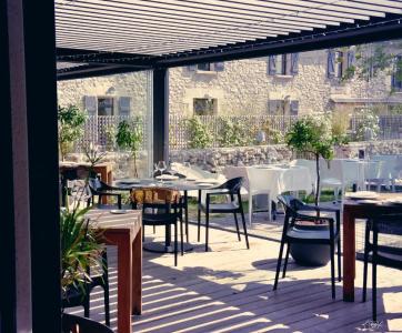 Le Domaine de Baulieu, Singulierss - 16