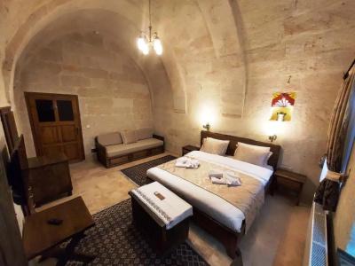 Armesos Cave - 178