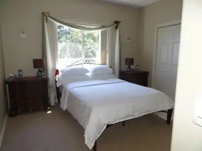 Gibralter Rock Ocean View B&B - 12