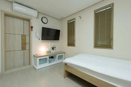 Hub Guest House - 29