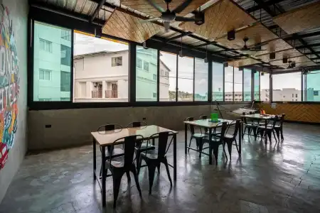 Patong Poshtel - Adults Only - Hostel - 25