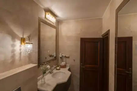 Tuvana - Special Class - 20
