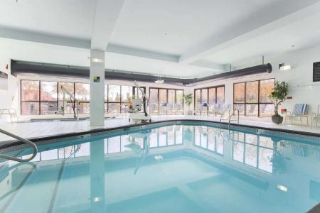 Hampton Inn Anchorage - 12