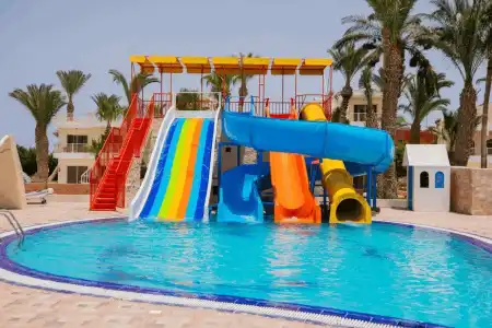 Royal Star Empire Beach Resort - 12