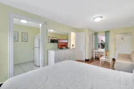 Seahorse Guesthouse - 71