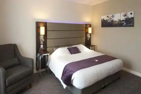 Premier Inn London Wandsworth - 39