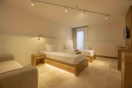 June Alaçatı (+15 Adult only) - 28