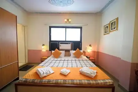 Chitra Katha - A Story Per Stay - 43