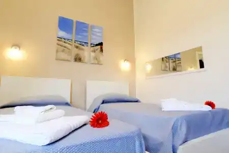 Vic' Street B&B - 9