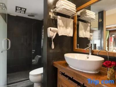 Lijiang Houfu Inn - 70
