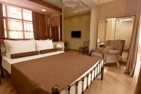 Dat Exx Apartments - 219