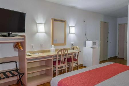 Motel 6 Redmond, OR - 23