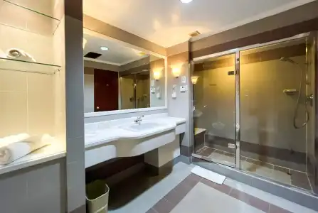 Howard Johnson by Wyndham Kota Kinabalu City Centre - 4