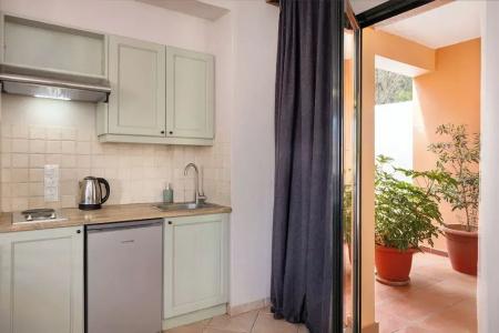 Nisea Samos - 123