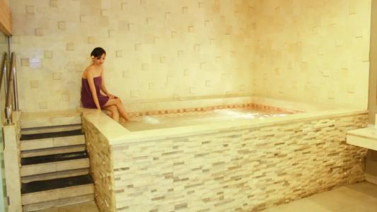 Holiday Inn Bandung Pasteur by IHG - 42