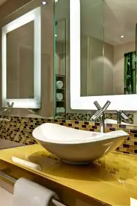 Hilton Frankfurt Airport - 7