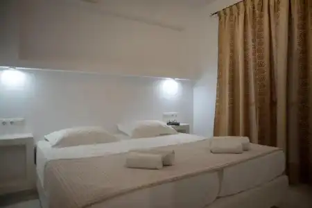 Aphrodite & Apartments - 29