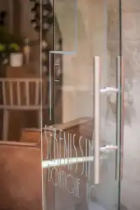 Serenissima Boutique - 16