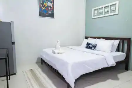 Asoke Montri Hostel - 29