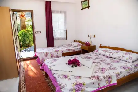 Flower Pension - 2