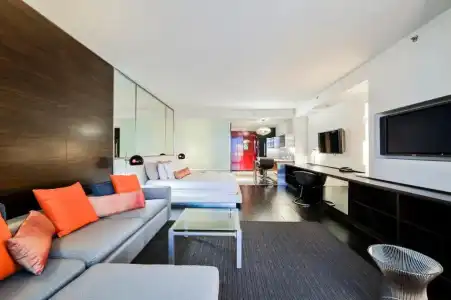Beautiful Palms Place Suite - 553