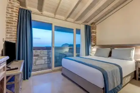 Navalia Otel - 62
