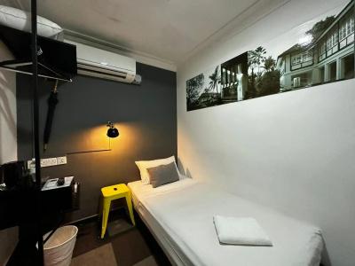 Check Inn @ Little India - 16