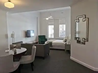 Adelaide Mansions Serviced Apartments - 85