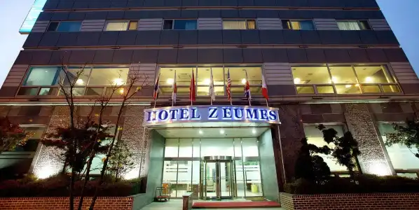 Zeumes Incheon Airport - 24