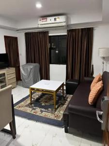Mall Suites - 554
