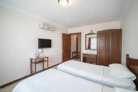 Fora Apart - 26