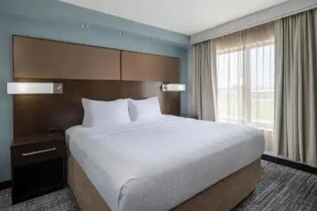 Residence Inn Bloomington - 37