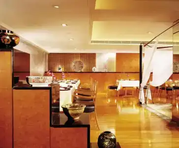 The Peninsula - 48