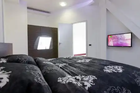 Central Park Residence Guest House - 155