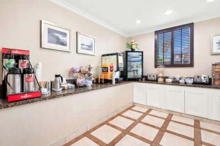 SureStay by Best Western Santa Monica - 46