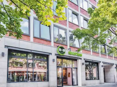 B&B Kiel-Holstenbrücke - 0