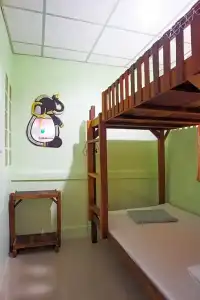 Zleep63 - Hostel - 39