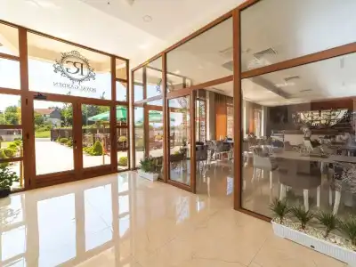 Royal Garden - 15