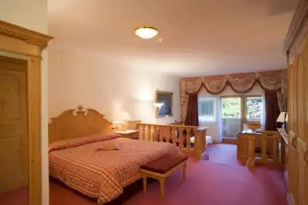 Sassongher – Preferreds & Resorts - 92