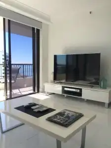 Surfers Century Oceanside Apartments - 48
