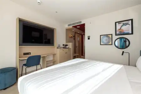 Hampton by Hilton Batumi Center - 63