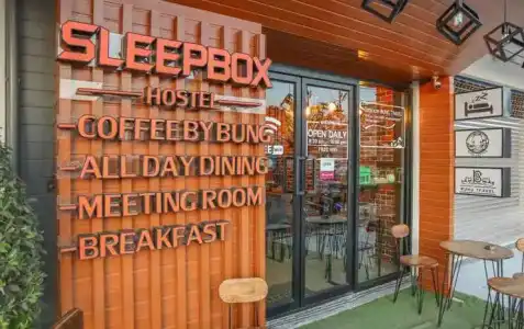 Sleep Box Hostel Suratthani - 8