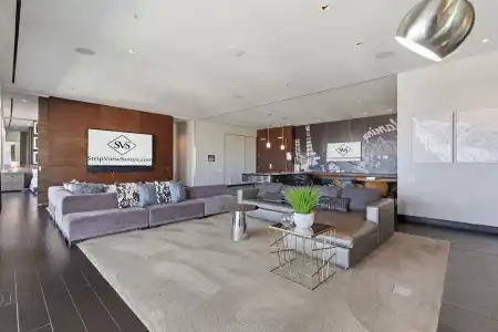 Beautiful Palms Place Suite - 135