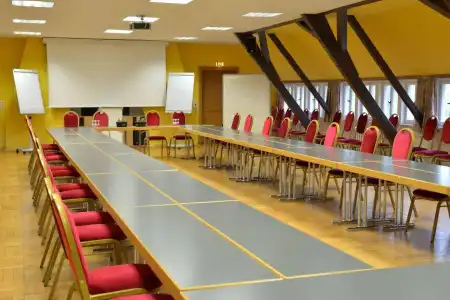 Land- und GolfAlte Fliegerschule - 13