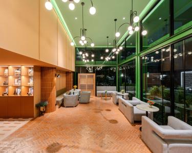 A-One Boutique - 1