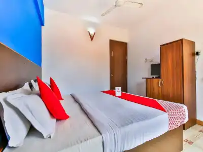 Peninsula Beach Resort, Calangute - 3