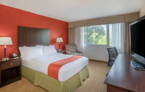 Holiday Inn Charlottesville-Monticello by IHG - 5
